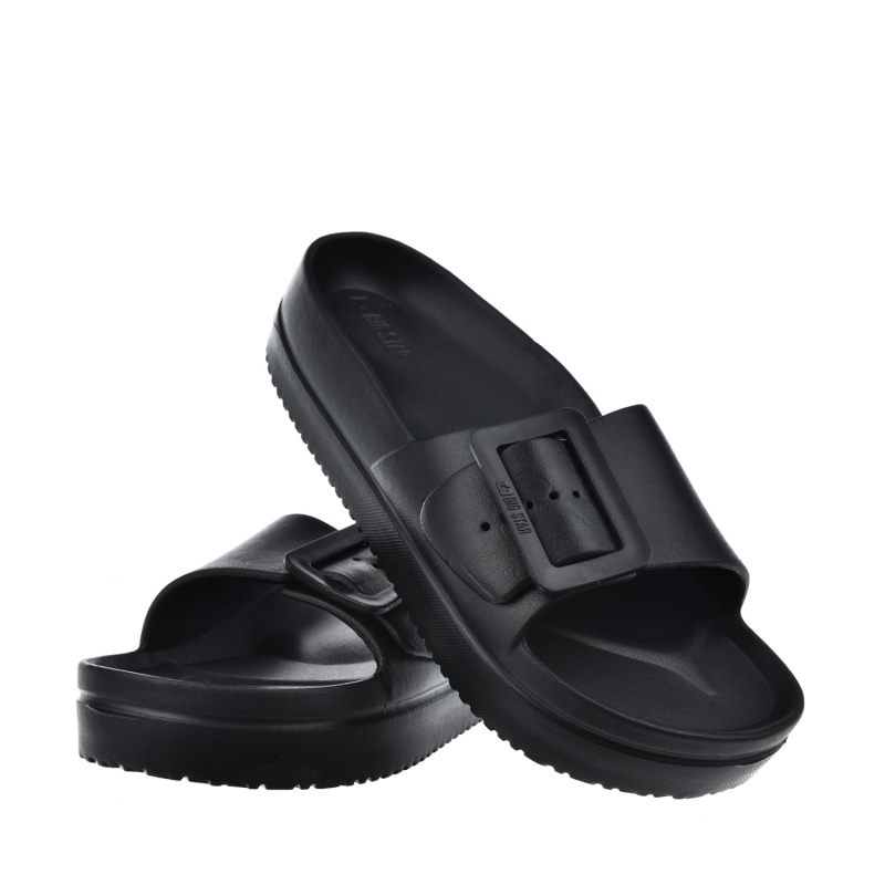 NN274A662 906 (2).jpg