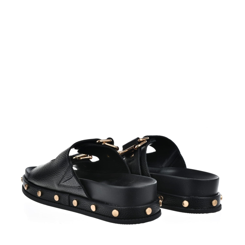 NN274082 906 (4).jpg