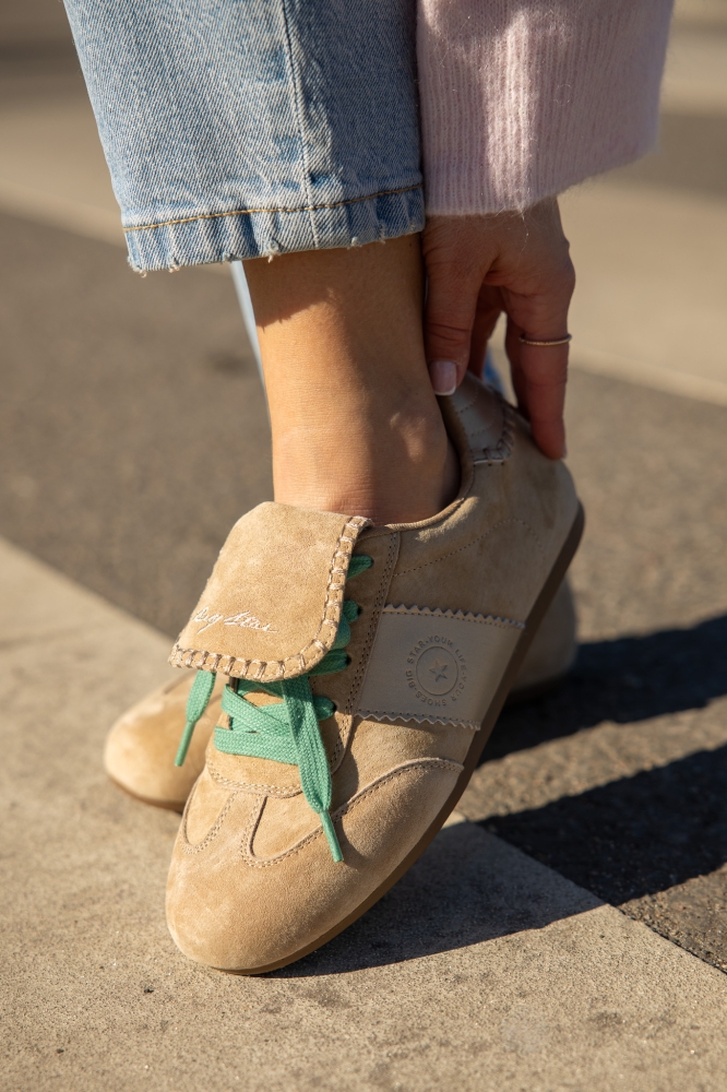 Sneakersy damskie BIG STAR SHOES TT274686