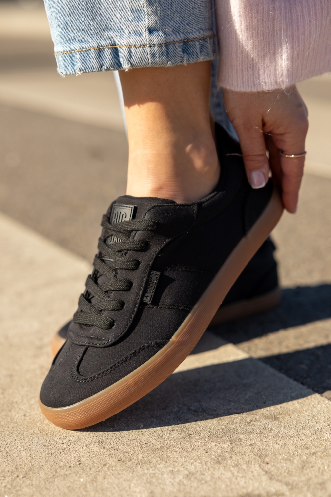 Sneakersy damskie BIG STAR SHOES TT274356