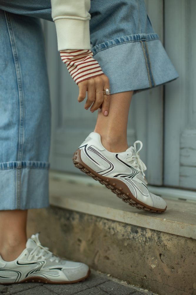 Sneakersy  skórzane  damskie BIG STAR  TT274651