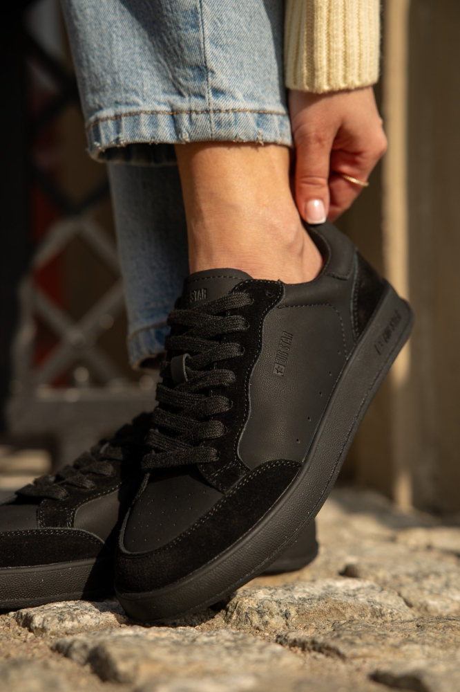 Sneakersy  skórzane  damskie BIG STAR  TT274610