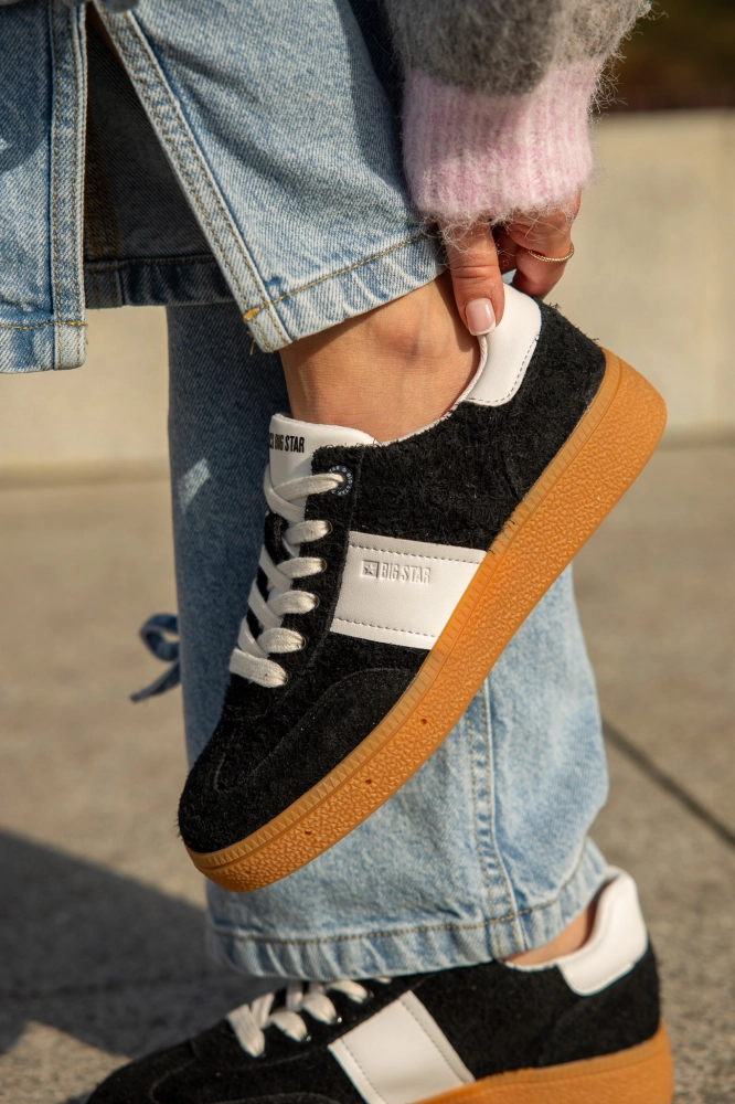 Sneakersy skórzane  damskie BIG STAR  TT274506