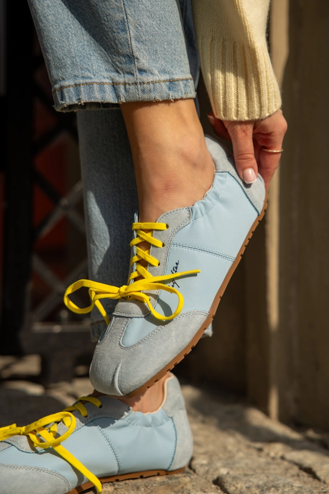 Sneakersy  skórzane damskie BIG STAR  TT274601
